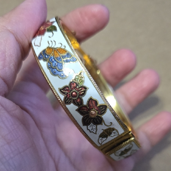 Vintage White Cloisonne Hinged Bangle Bracelet - Picture 6 of 9